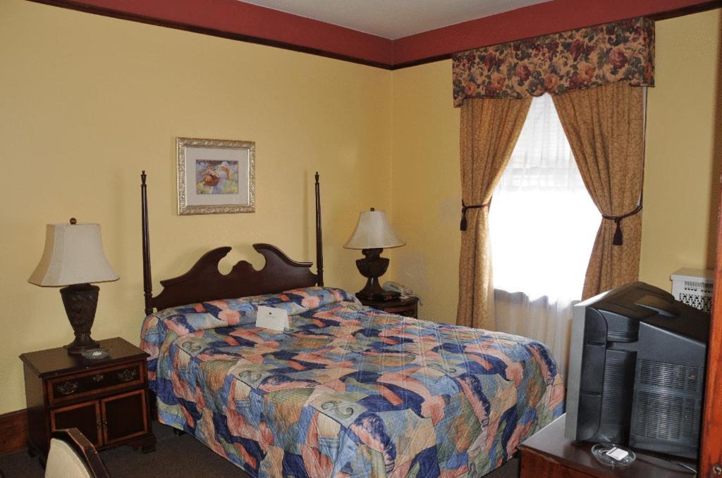 Inn At Lincoln Park Chicago Room photo