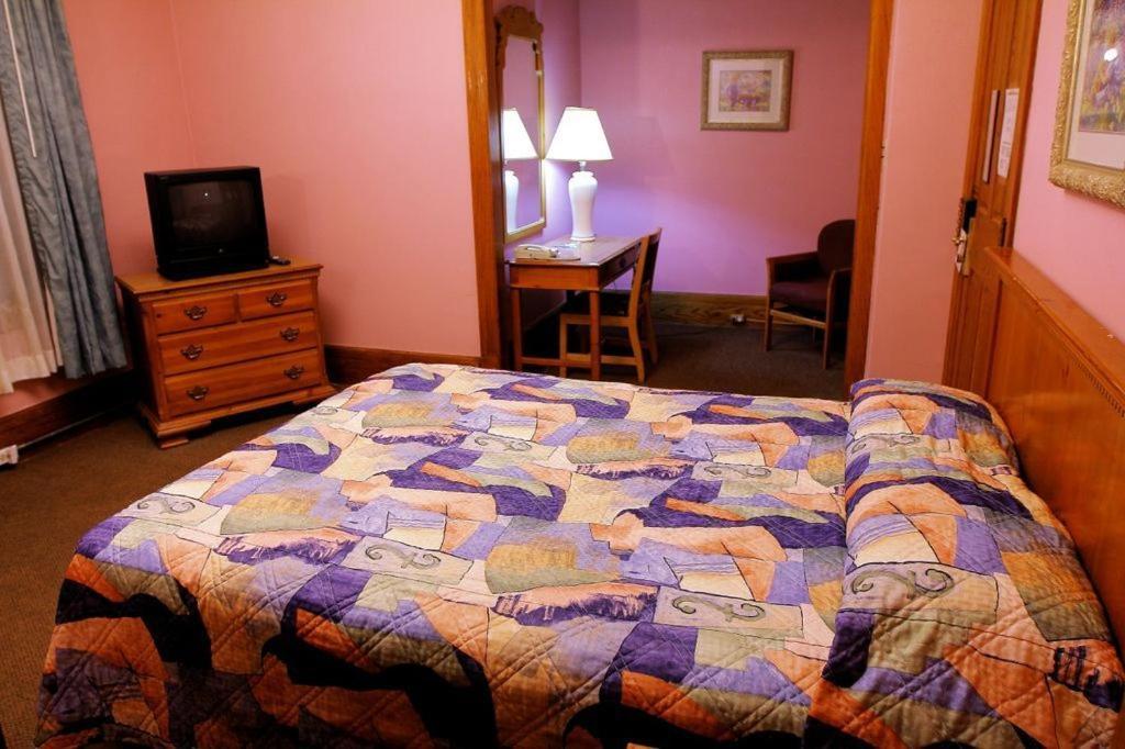 Inn At Lincoln Park Chicago Room photo